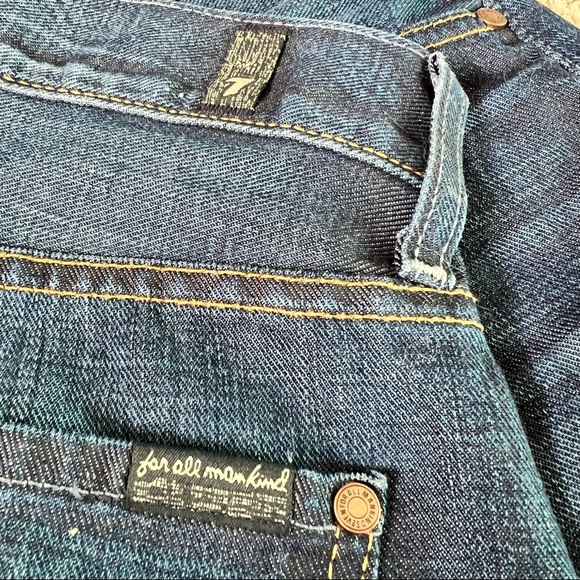 7 For All Mankind Standard Straight Jeans - Picture 8 of 9